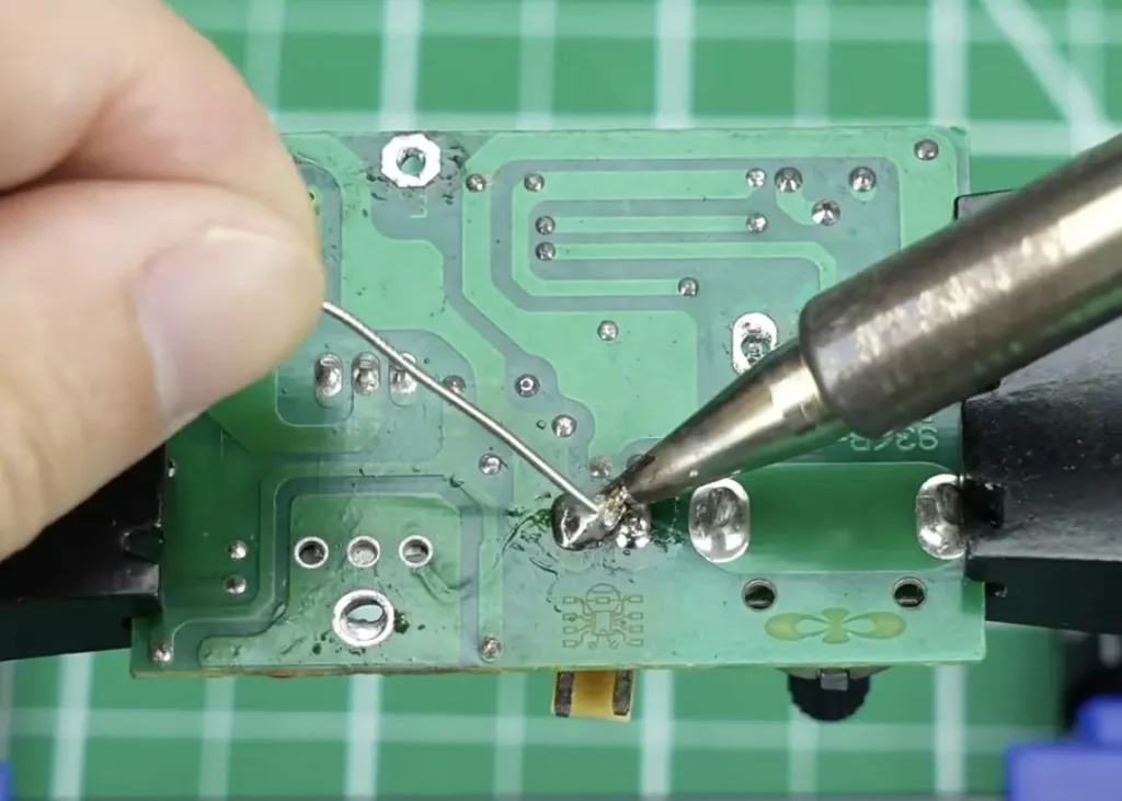 Adding Fresh Solder First